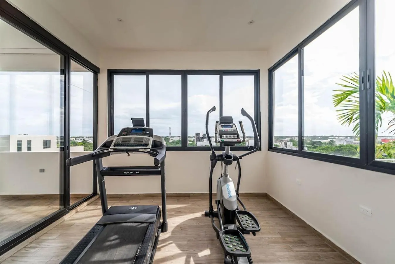 Σπίτι διακοπών 2 Bedroom Oasis With Incredible Rooftop Pool Πλάγια Ντελ Κάρμεν
