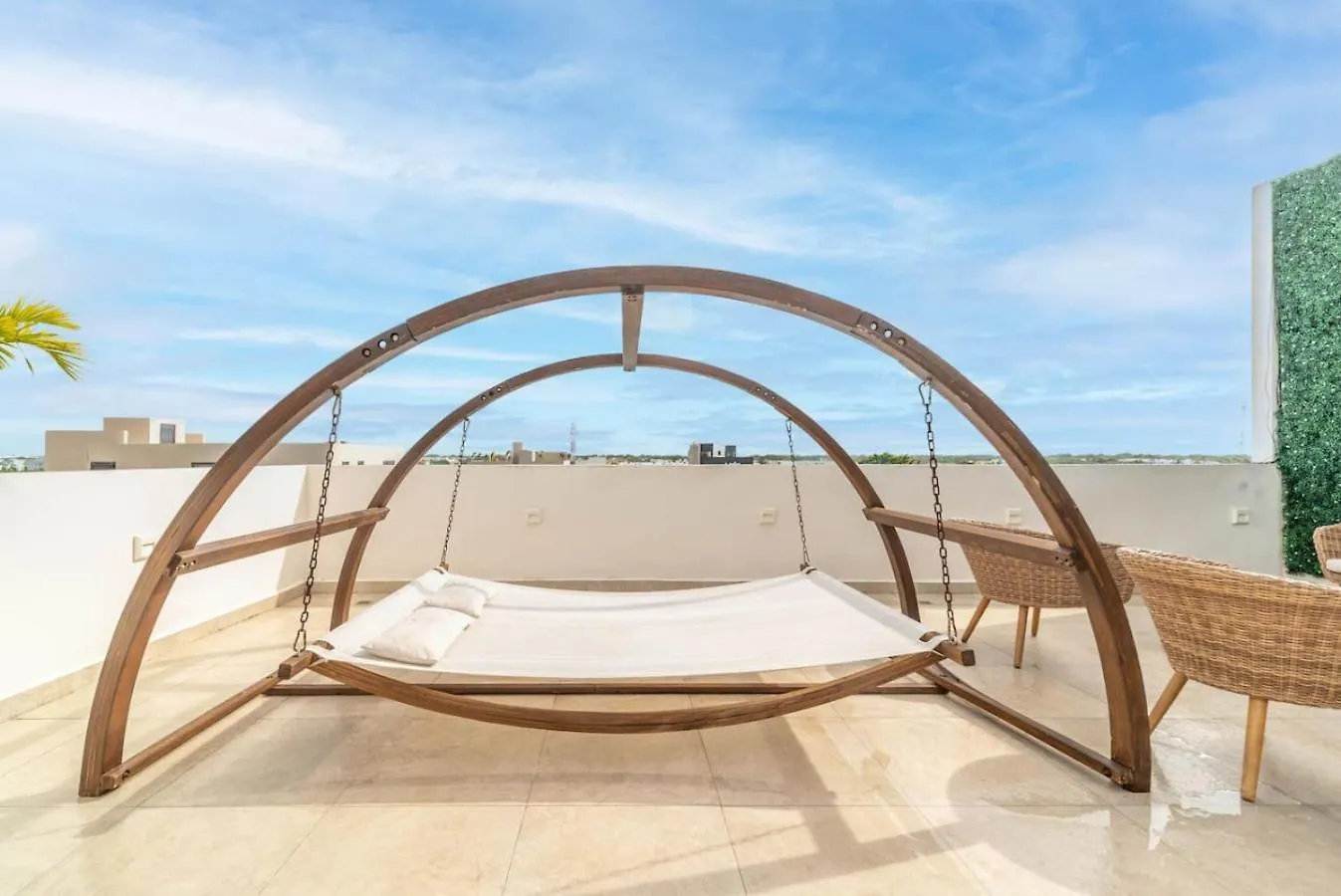 2 Bedroom Oasis With Incredible Rooftop Pool Playa del Carmen Holiday home