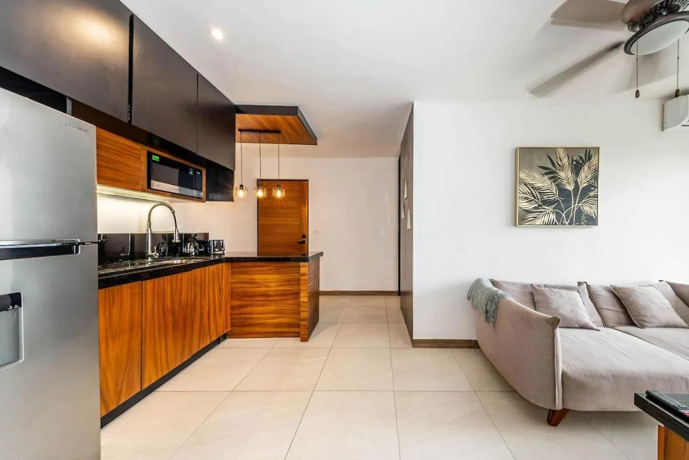 2 Bedroom Oasis With Incredible Rooftop Pool Playa del Carmen