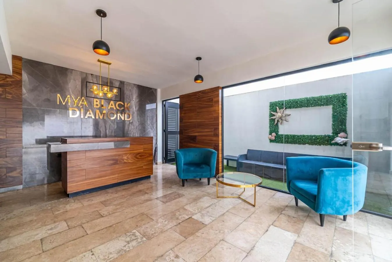 2 Bedroom Oasis With Incredible Rooftop Pool Playa del Carmen Holiday home