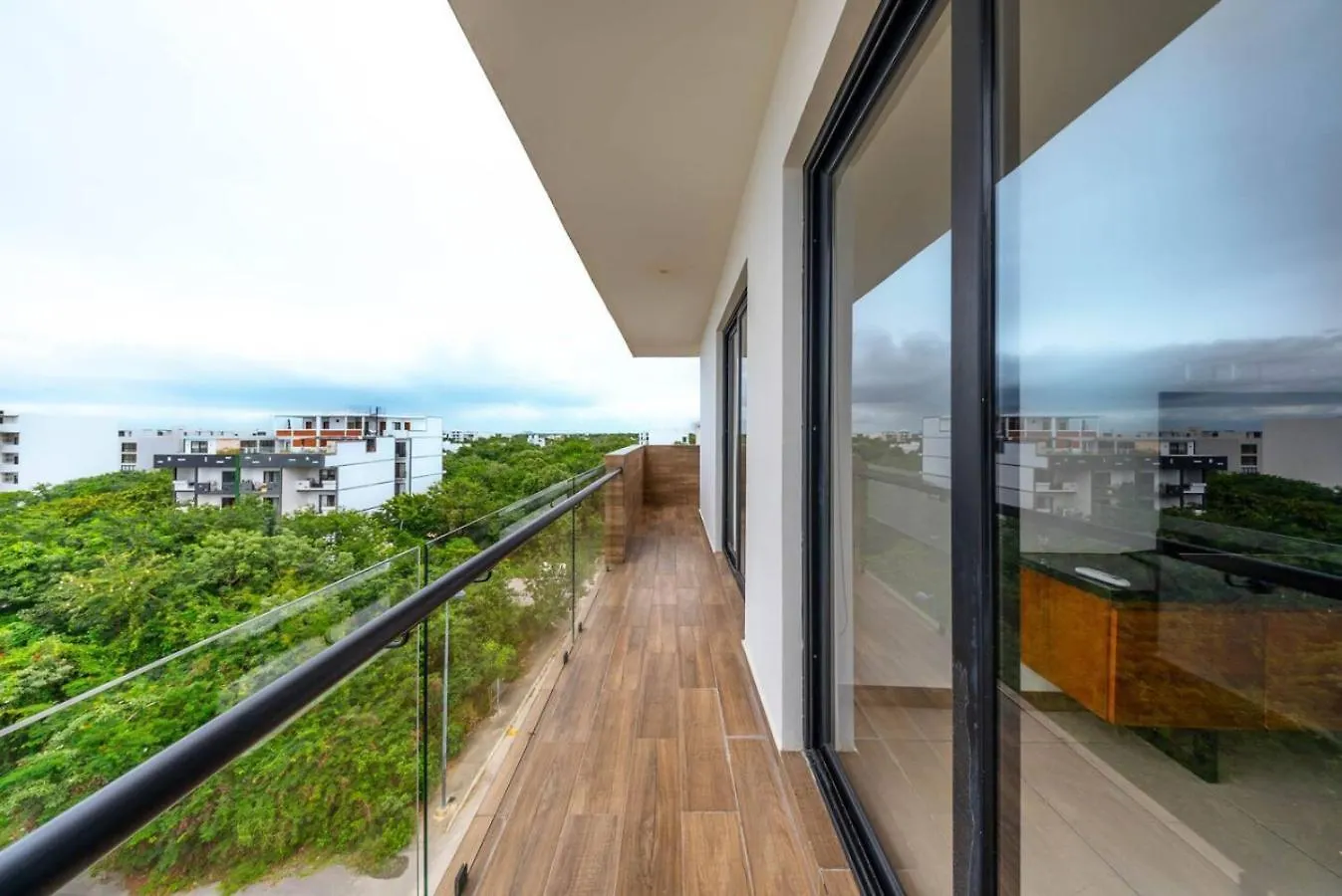 2 Bedroom Oasis With Incredible Rooftop Pool Playa del Carmen